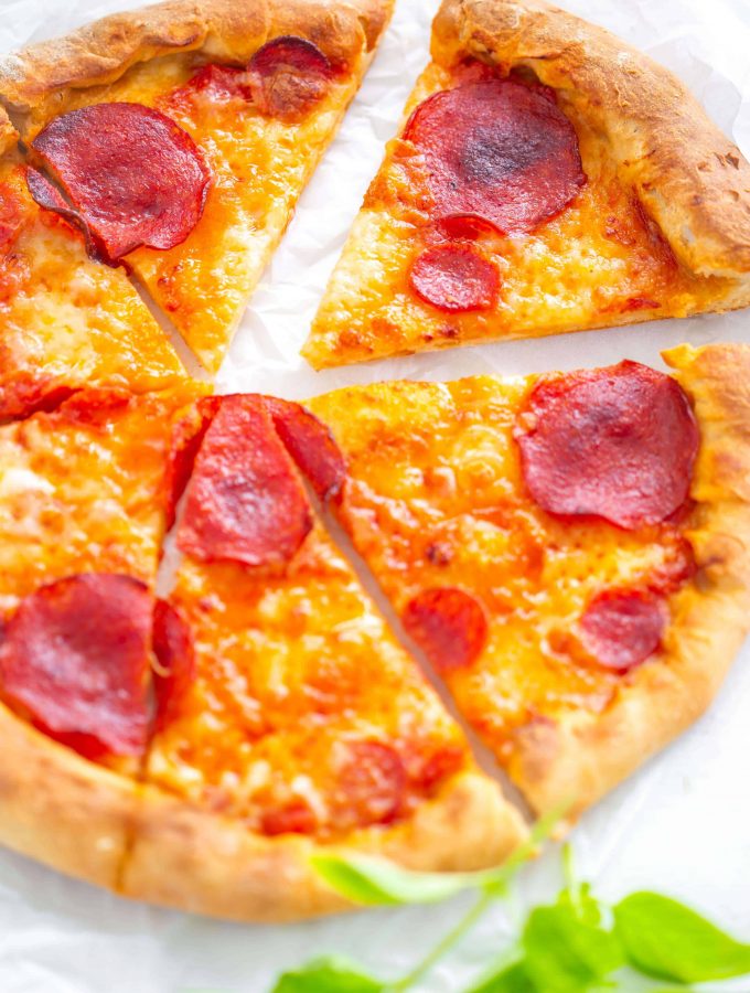 NO YEAST – Homemade Pepperoni Pizza Recipe